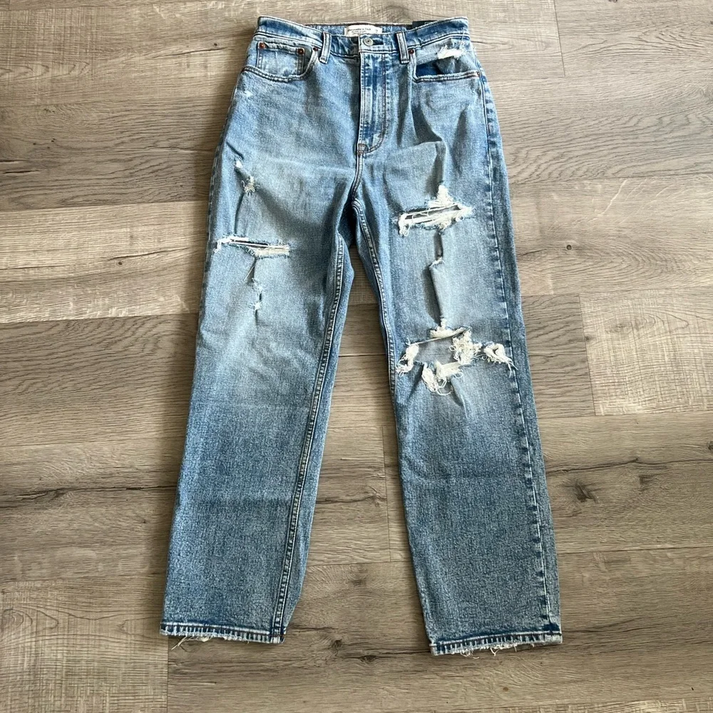 💜Abercrombie and Fitch💜The Ankle Straight Ultra High Rise-size 29/8 Regular - Picture 1 of 7